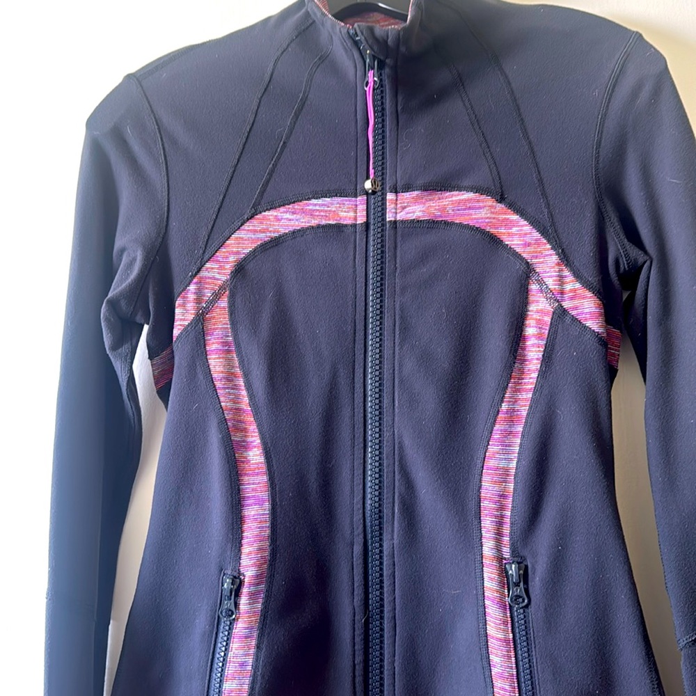 LuluLemon define jacket size 6